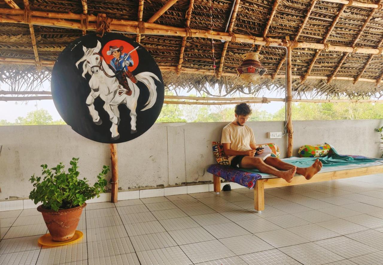 Woodpacker Hostel Auroville Pondicherry Екстериор снимка