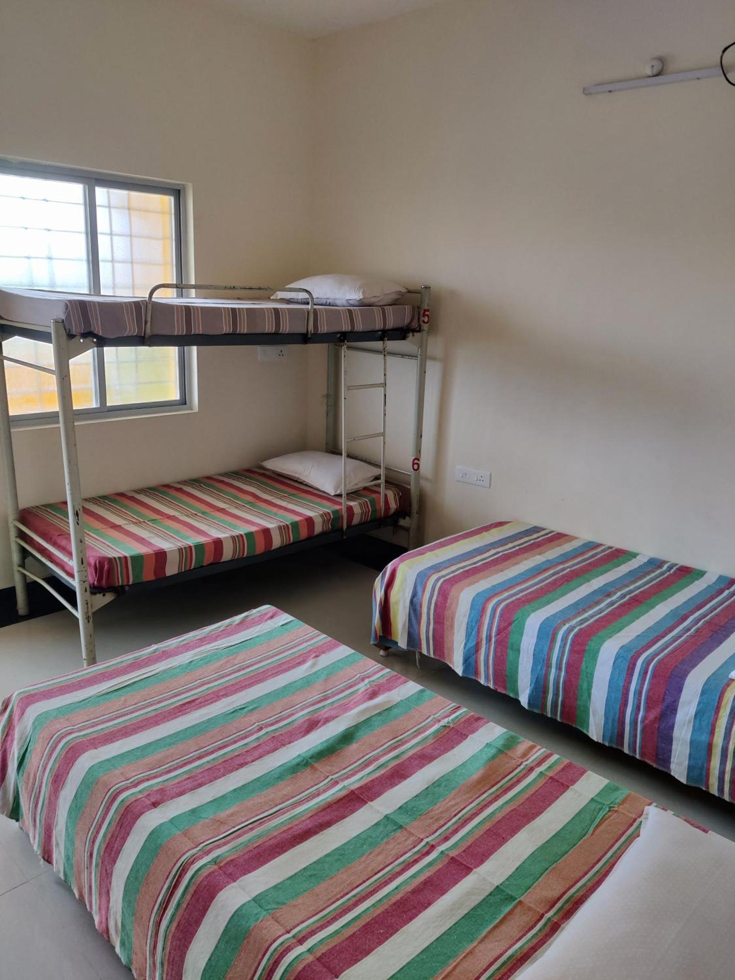 Woodpacker Hostel Auroville Pondicherry Стая снимка